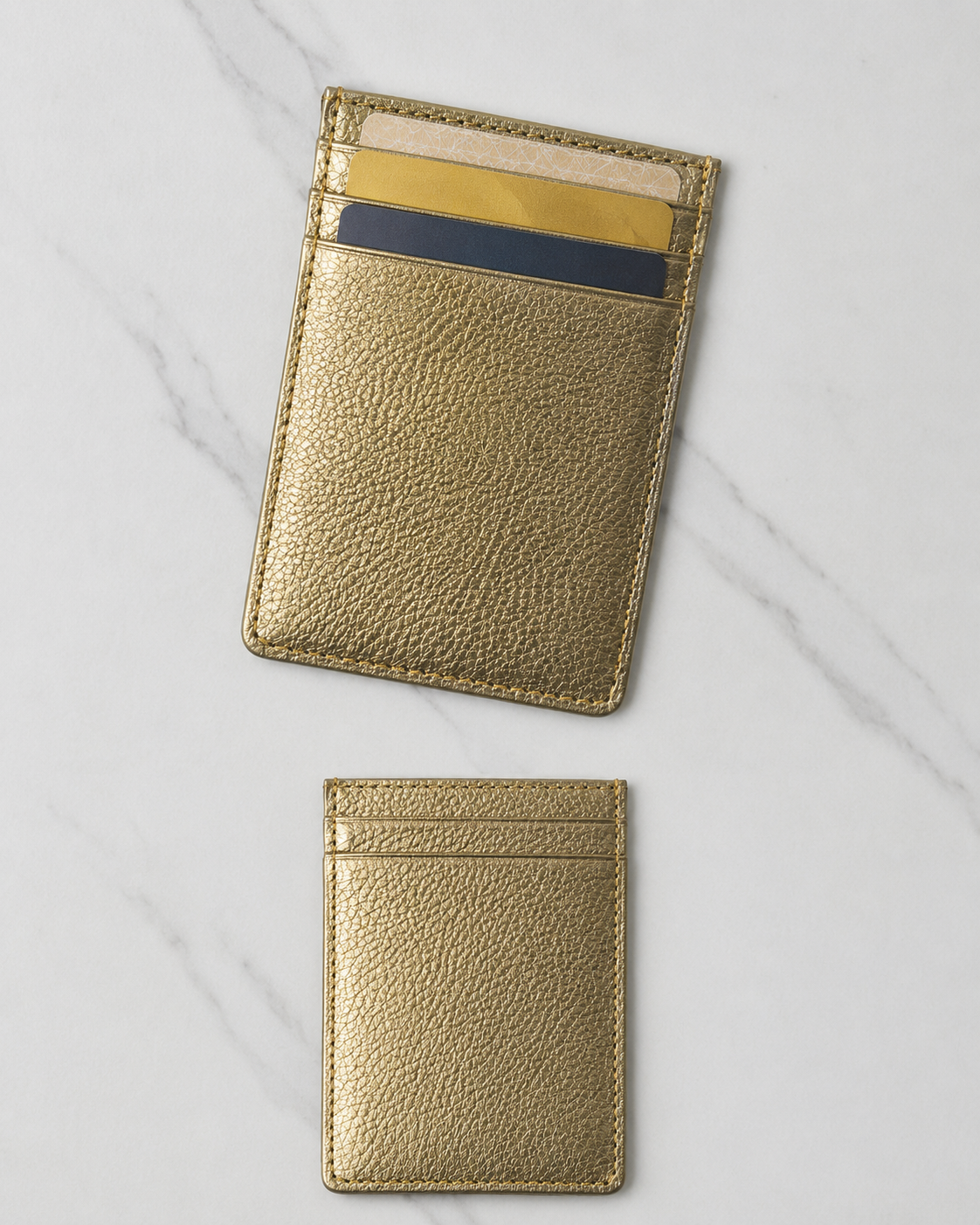 Portatarjetas Vertical en Cuero Personalizable dorado
