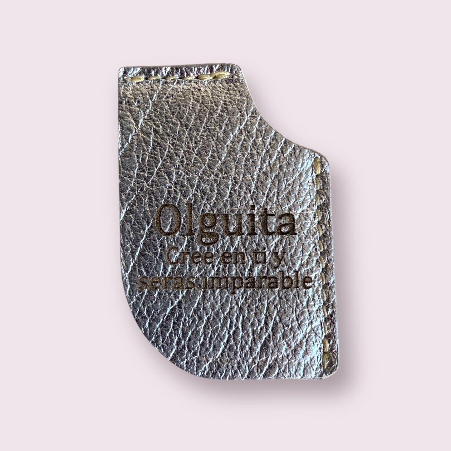 Separador de libro cuero plateado Olga