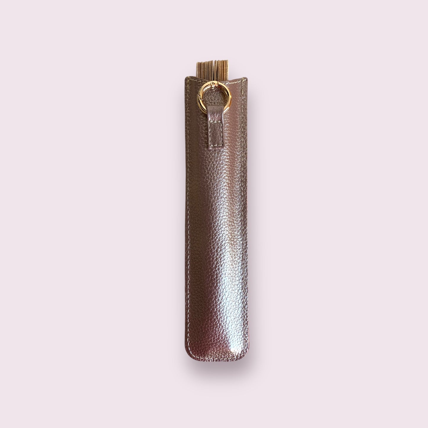 Abanico con estuche en cuero oro rosa