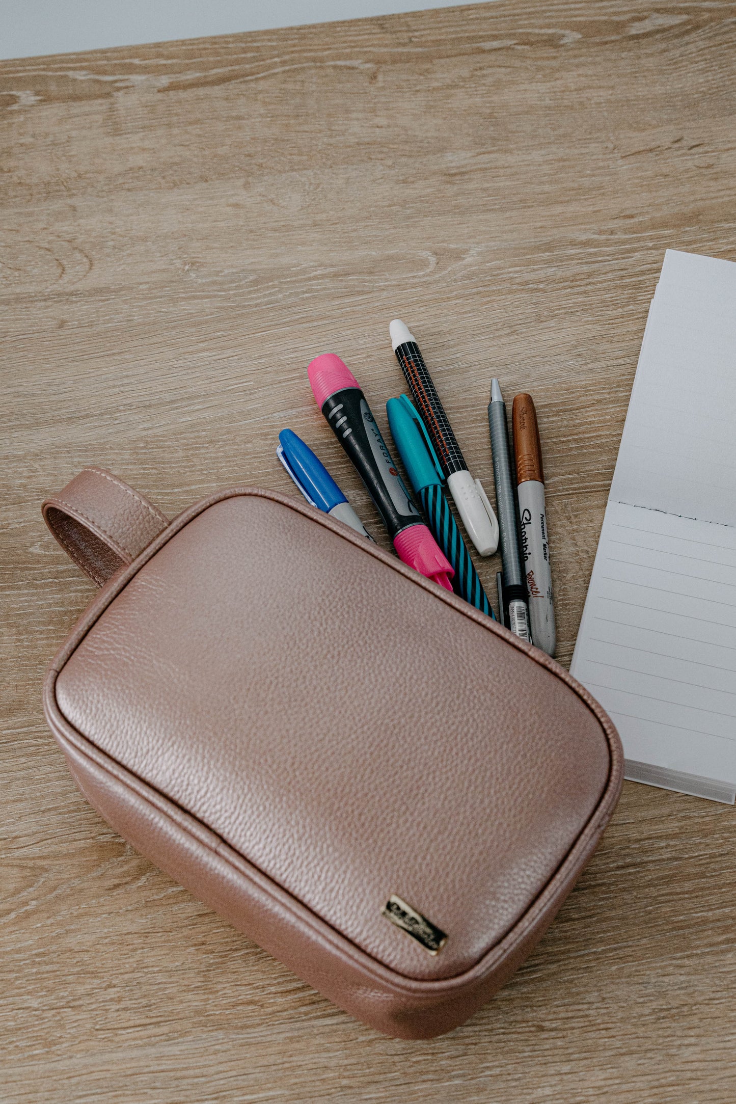 Maxi estuche cuero oro rosa