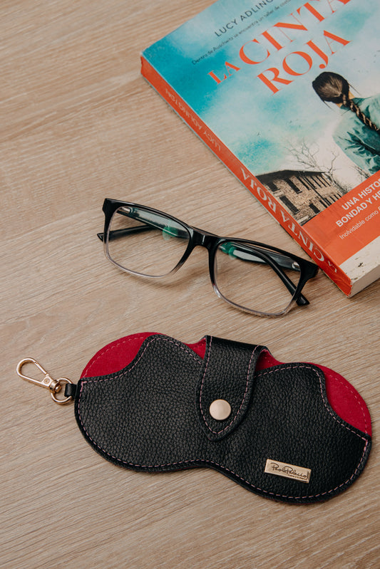 Porta gafas cuero negro
