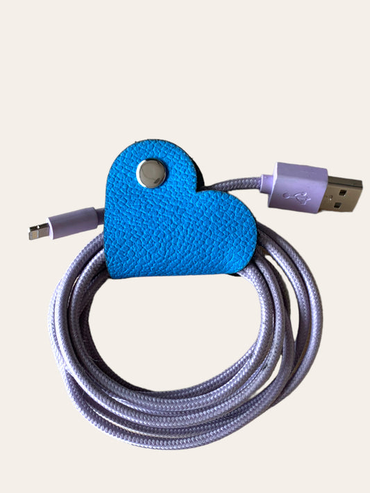 Ata cables cuero azul celeste