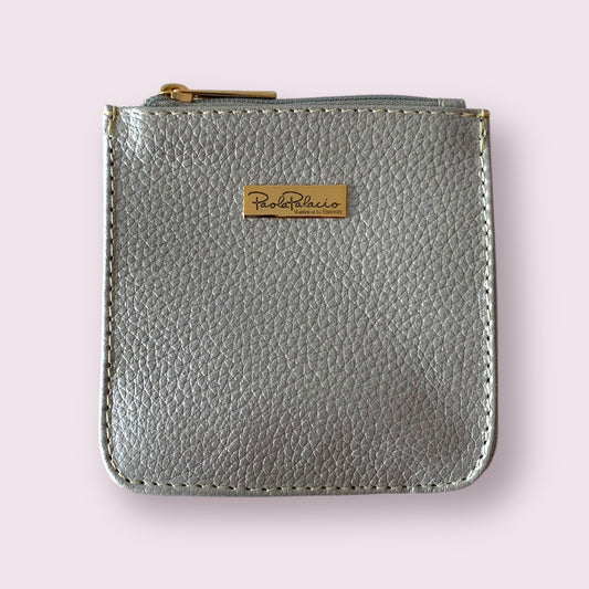 Monedero pequeño cuero plateado