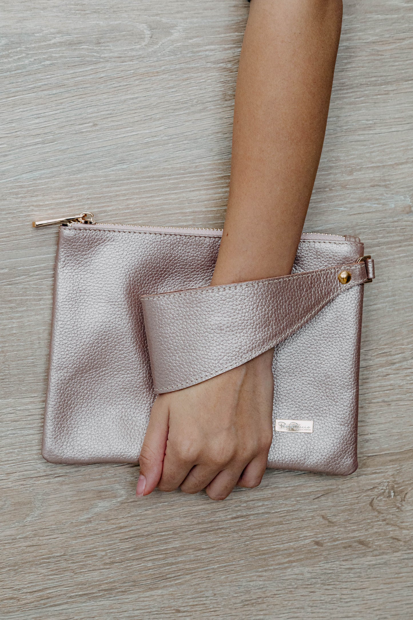 Sobre Ginebra cuero oro rosa