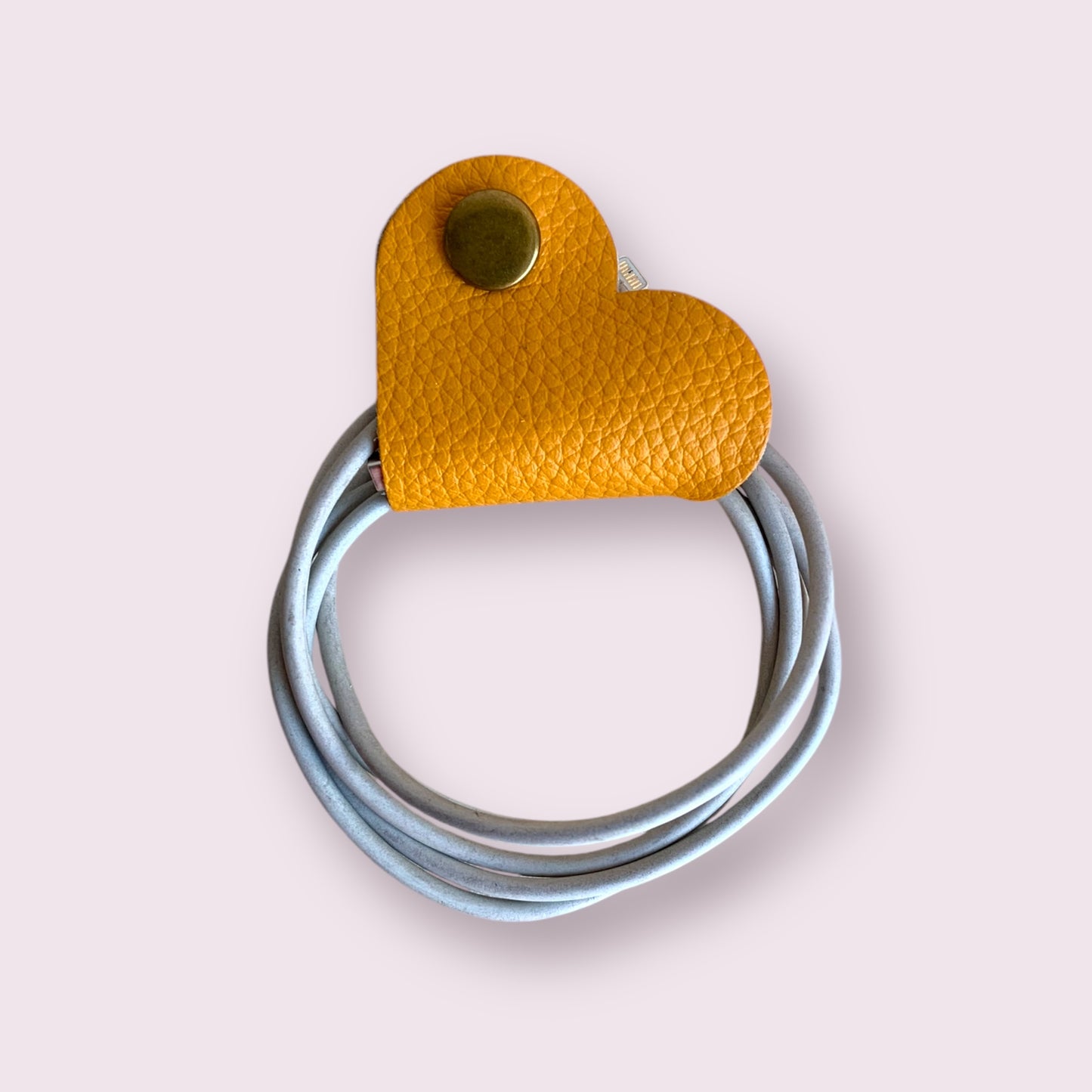 Ata cables cuero amarillo