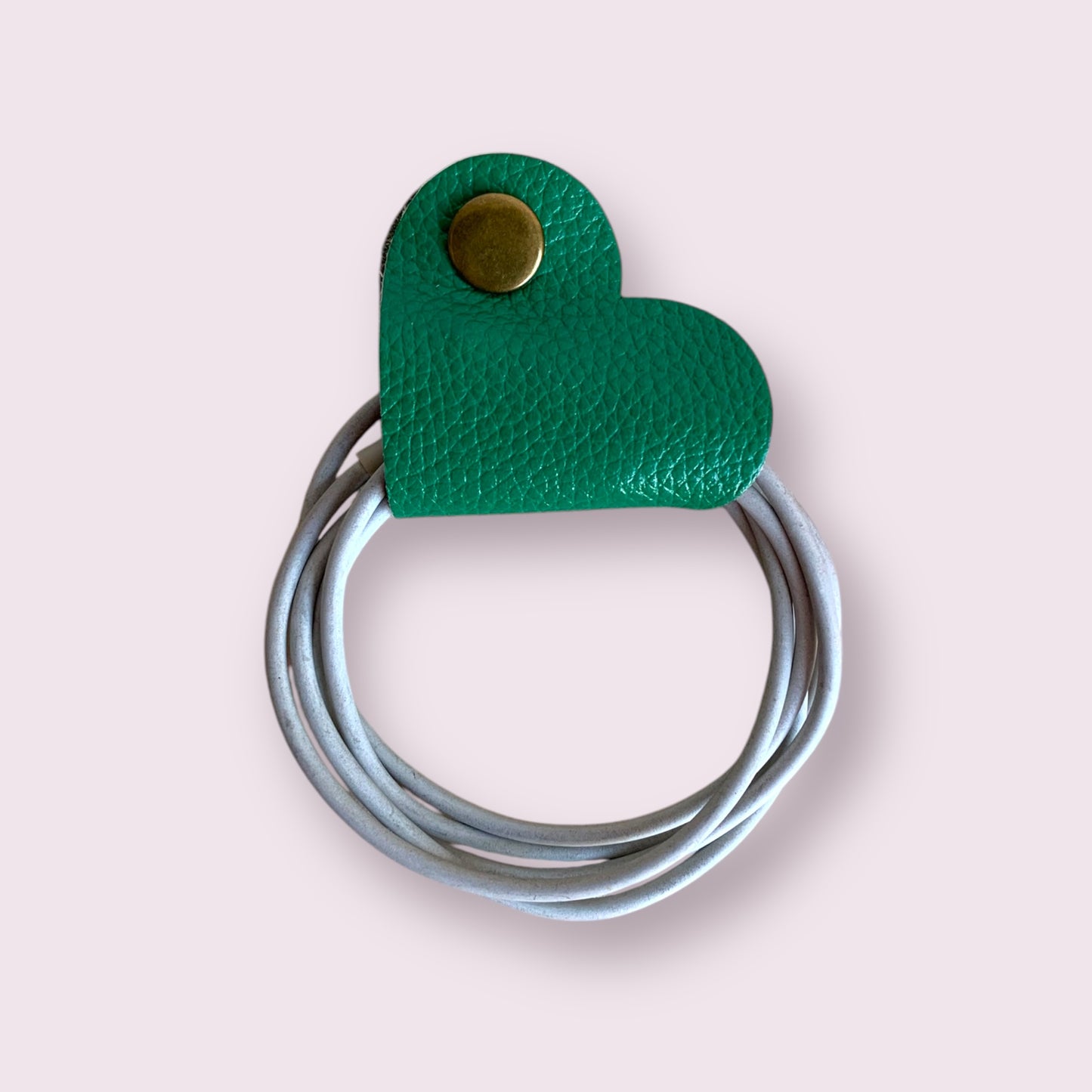 Ata cables cuero verde pasto